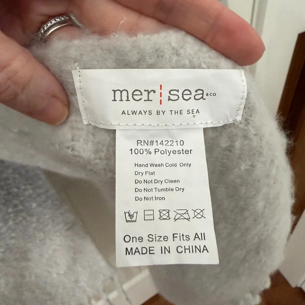 MerSea & Co Scarf OS‎ Grey Ombre Knit Fringe Tassel Oversized Wrap